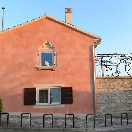 Casa Bepi Mit Pool In Ruhiger Lage Kanfanar