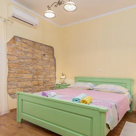 Casa Bepi Mit Pool In Ruhiger Lage Holiday home